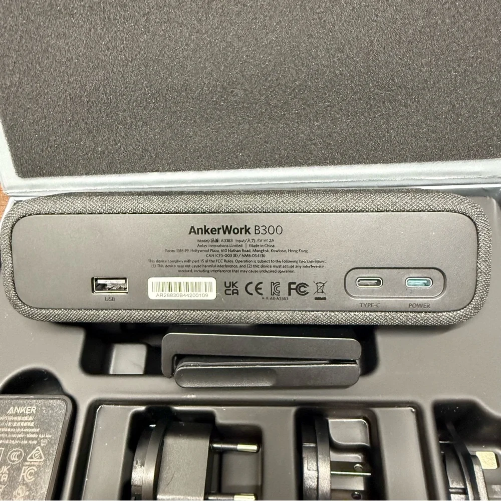 Anker PowerConf B600 Videobar Webcam with Light, with 2K Camara